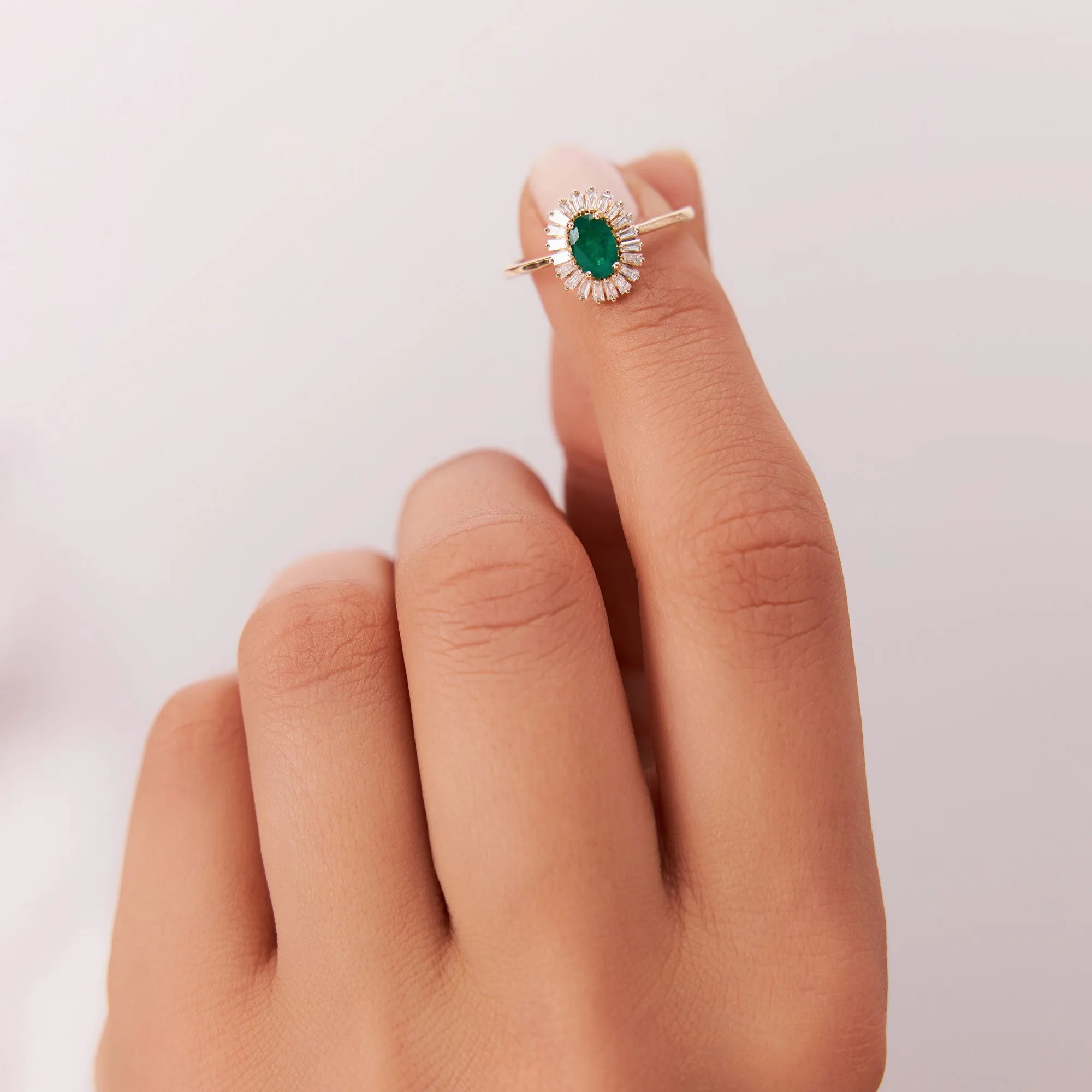 14k Baguette Diamond Ballerina Oval Emerald Ring