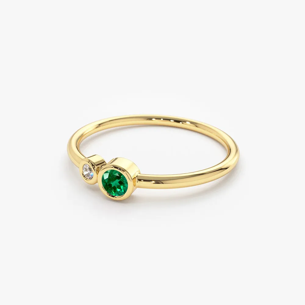 14K Gold Bezel Setting Emerald and Diamond Ring