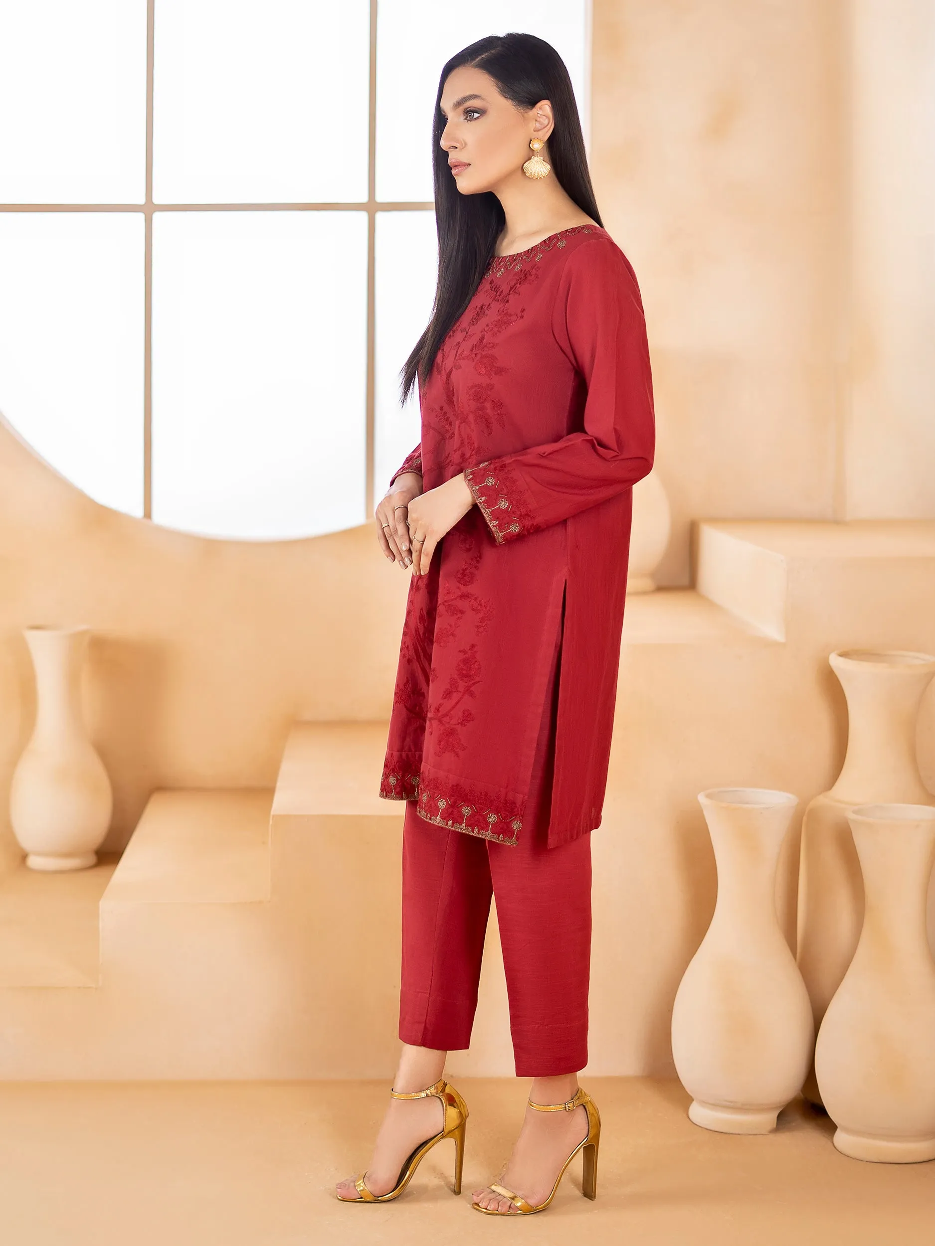 2 Piece Khaddar Suit-Embroidered (Unstitched)