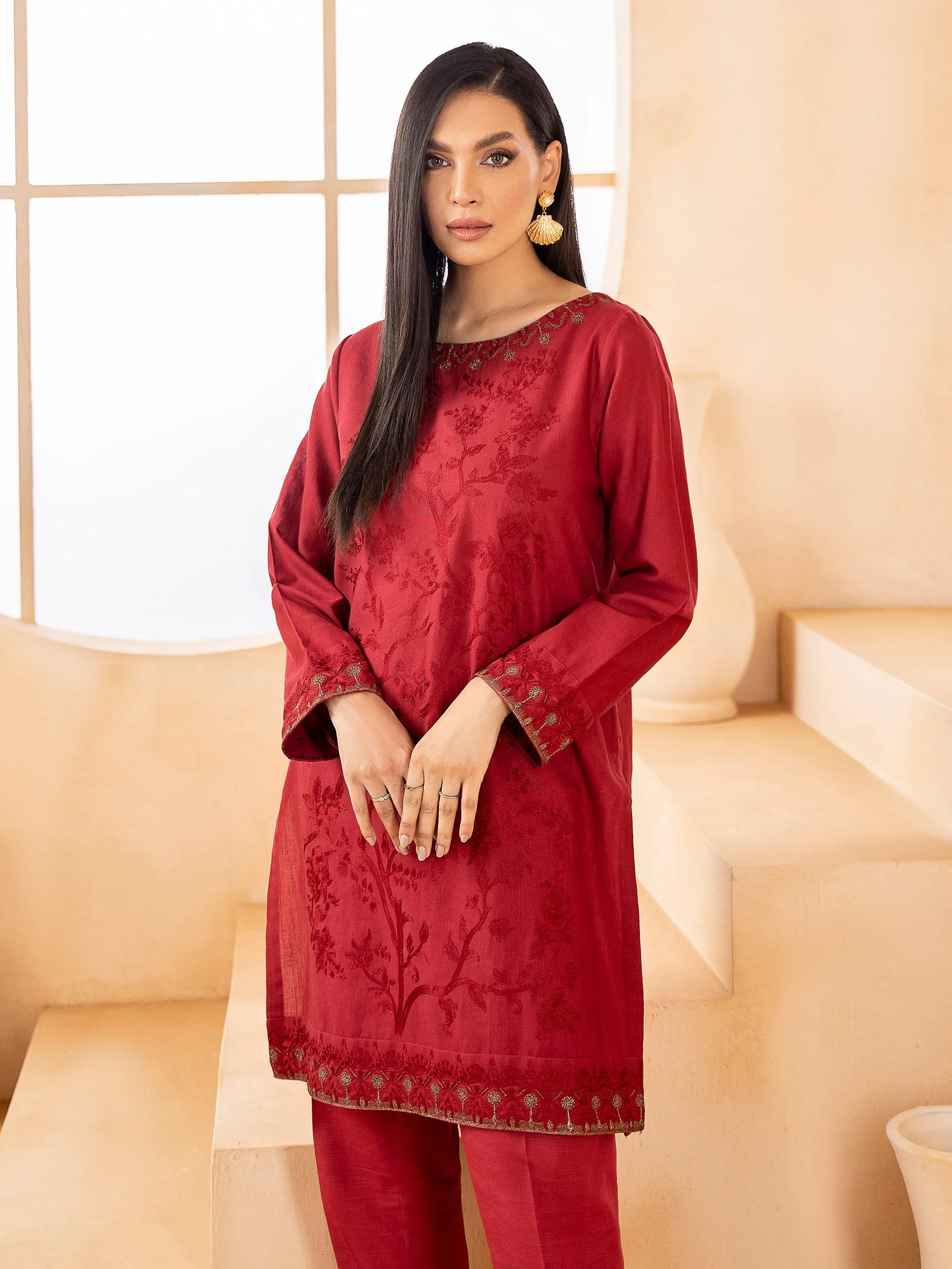 2 Piece Khaddar Suit-Embroidered (Unstitched)