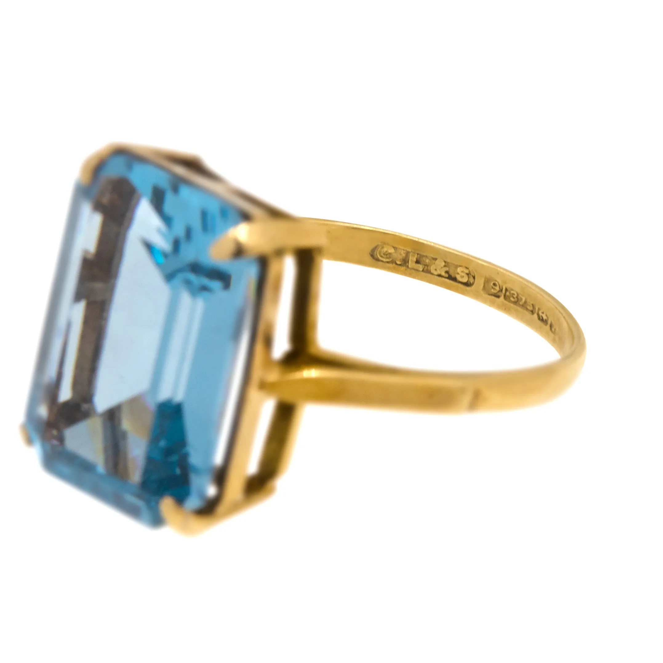 9ct Gold Blue Spinel Cocktail Ring, 7.00ct