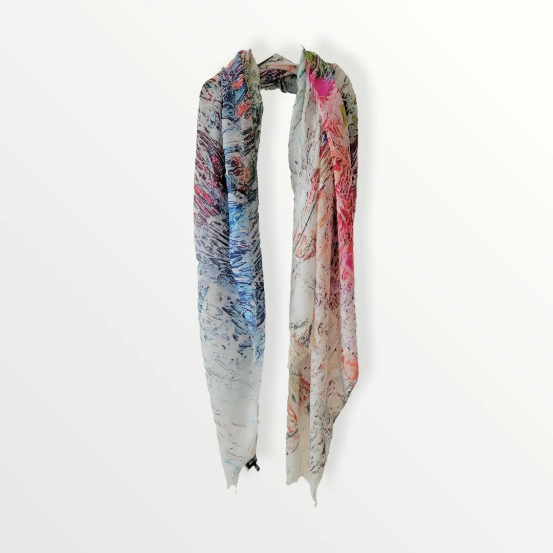 Apparition Scarf: A delicate Blend of Elegance and Mystery