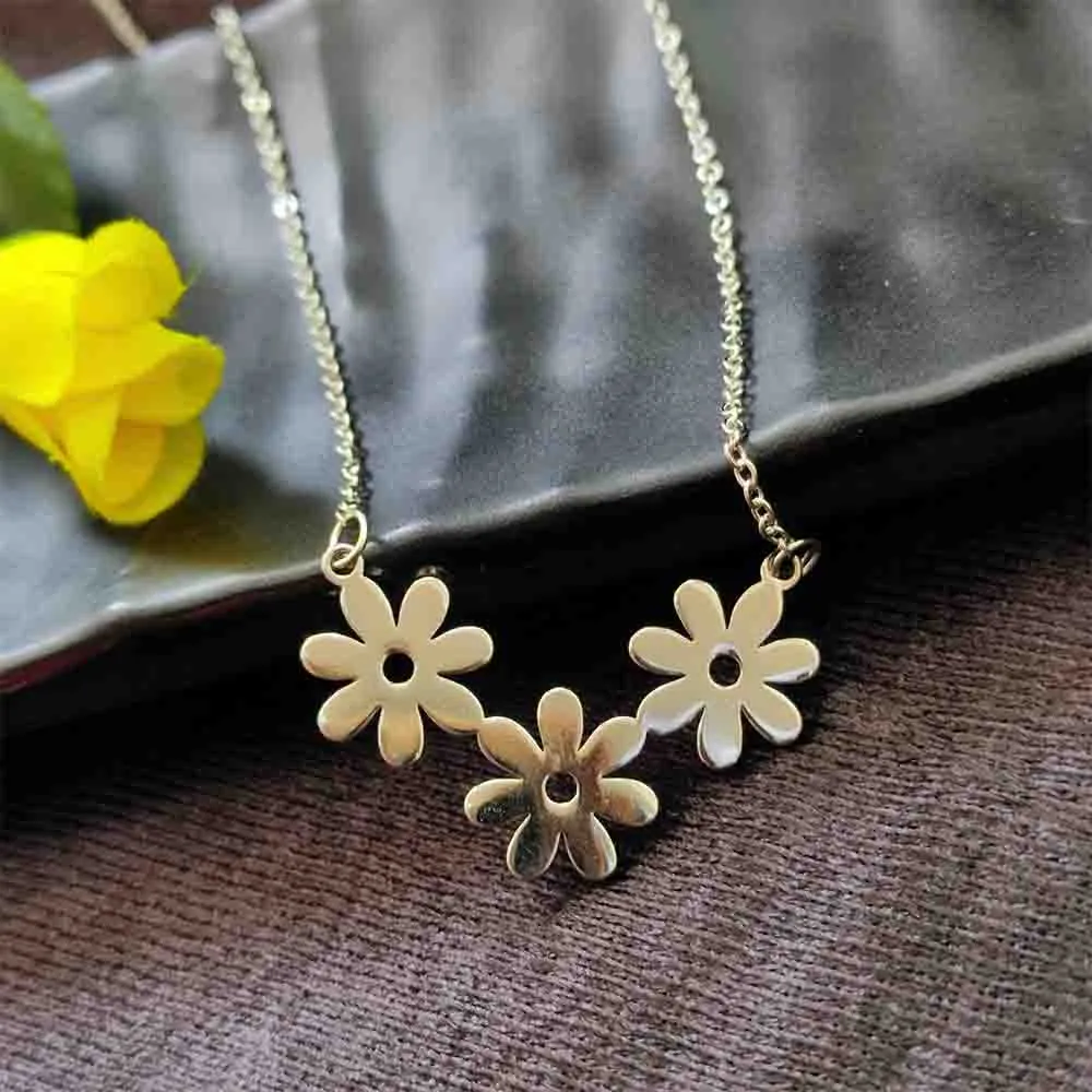 Bhavi Jewels Flower Shape Chain Pendant