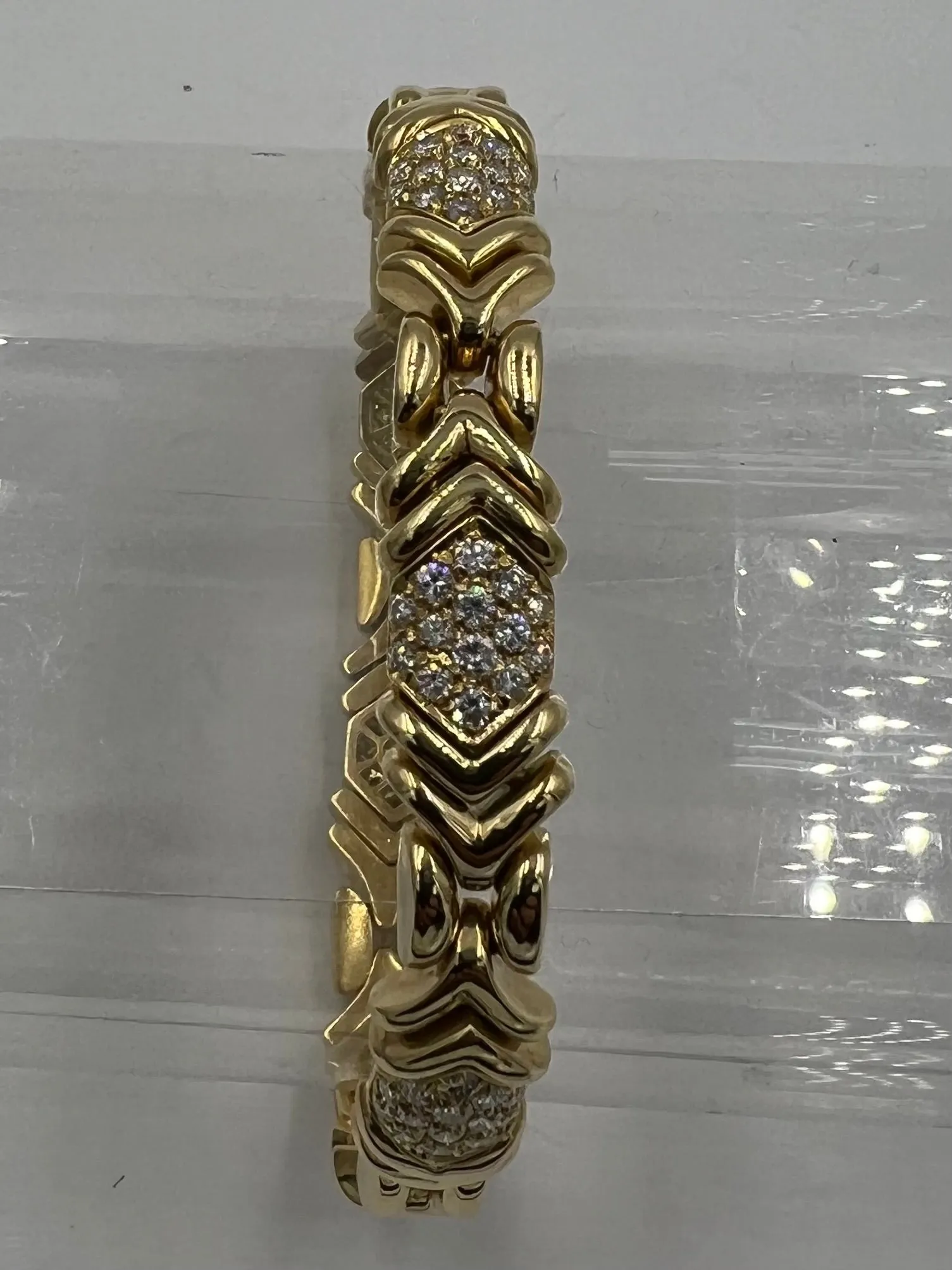 Bvlgari Diamond Yellow Gold Parentesi Bracelet 7.75" Long