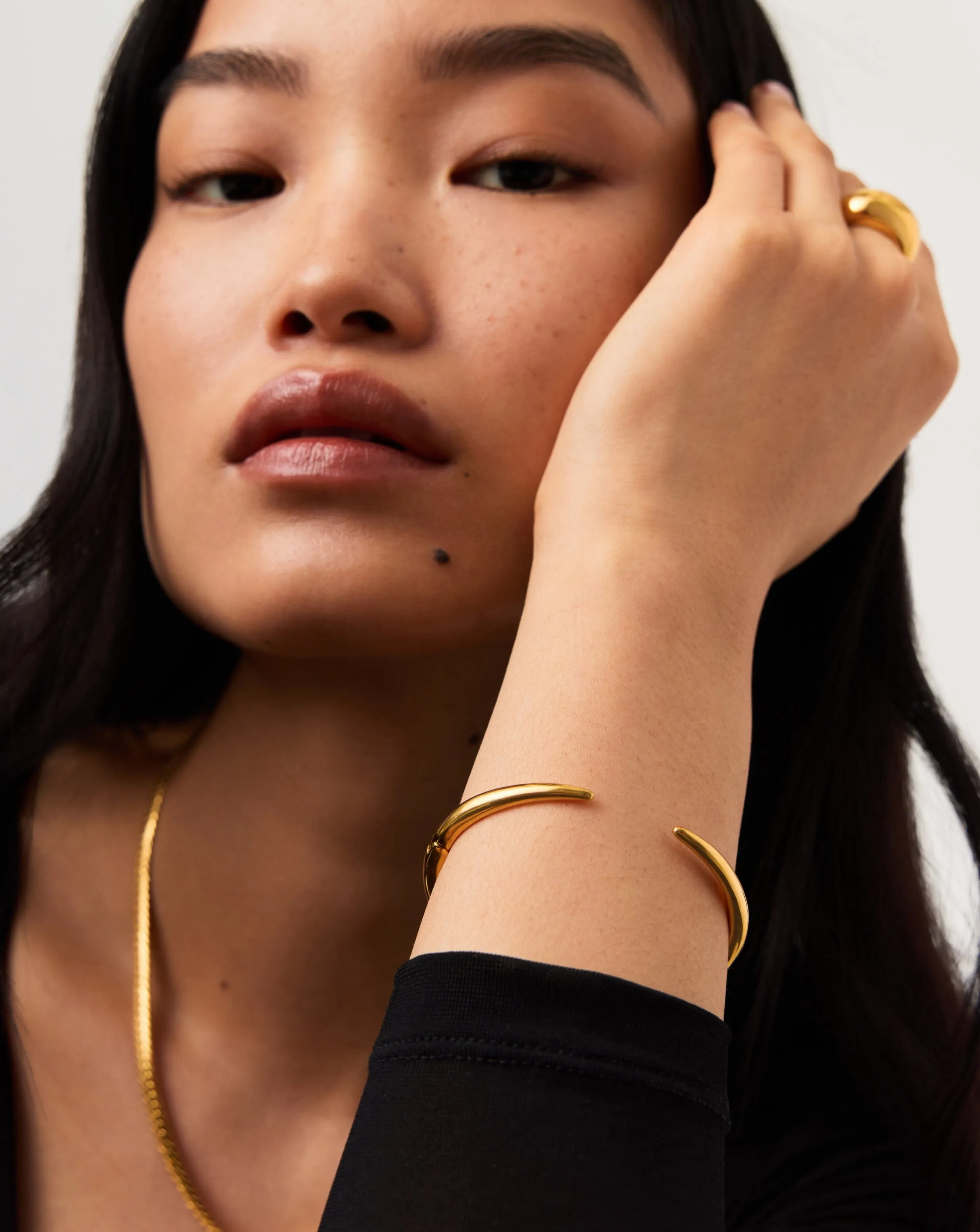 Claw Cuff | 18k Gold Plated