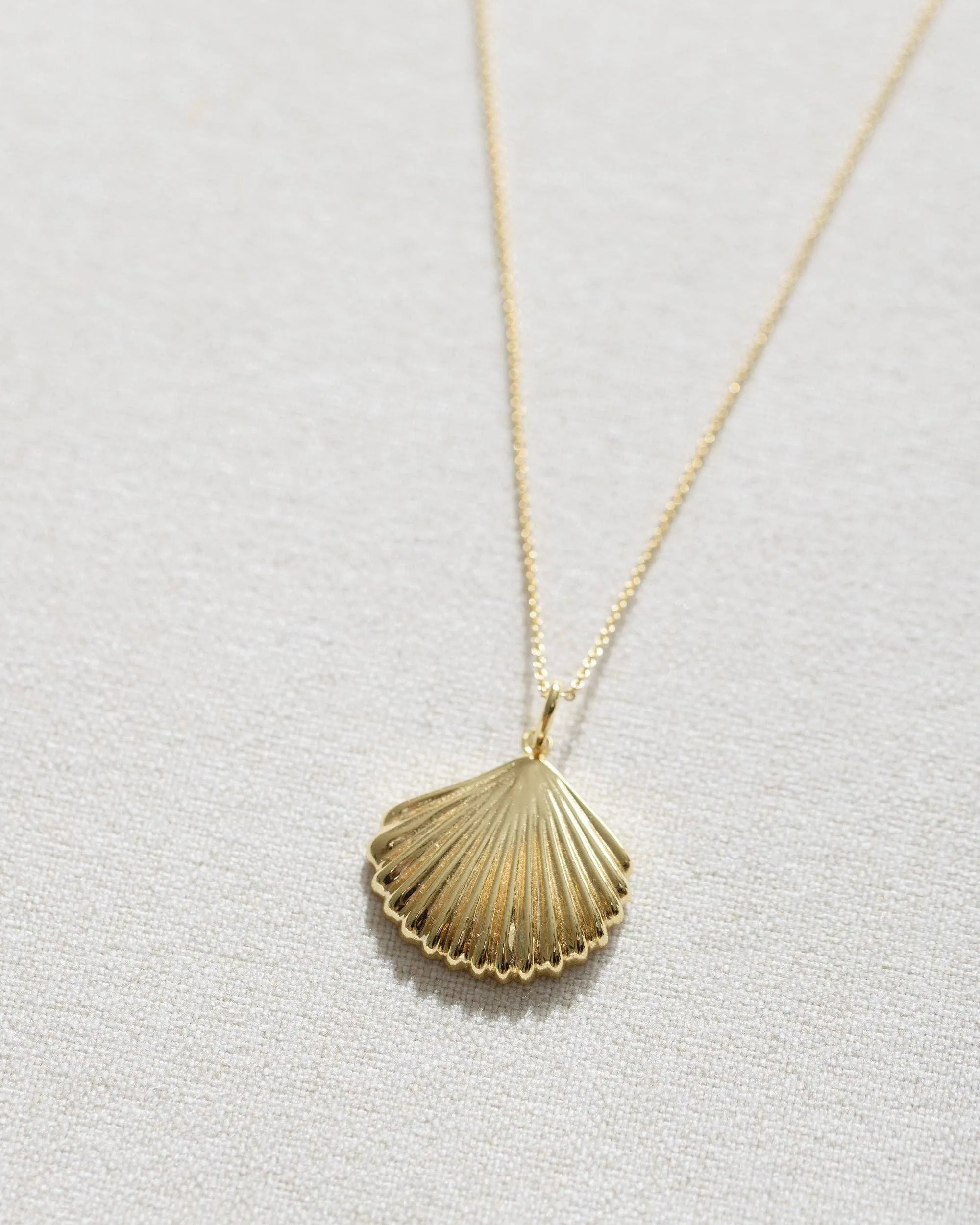 Coast and Cove - Gold Sanibel Necklace