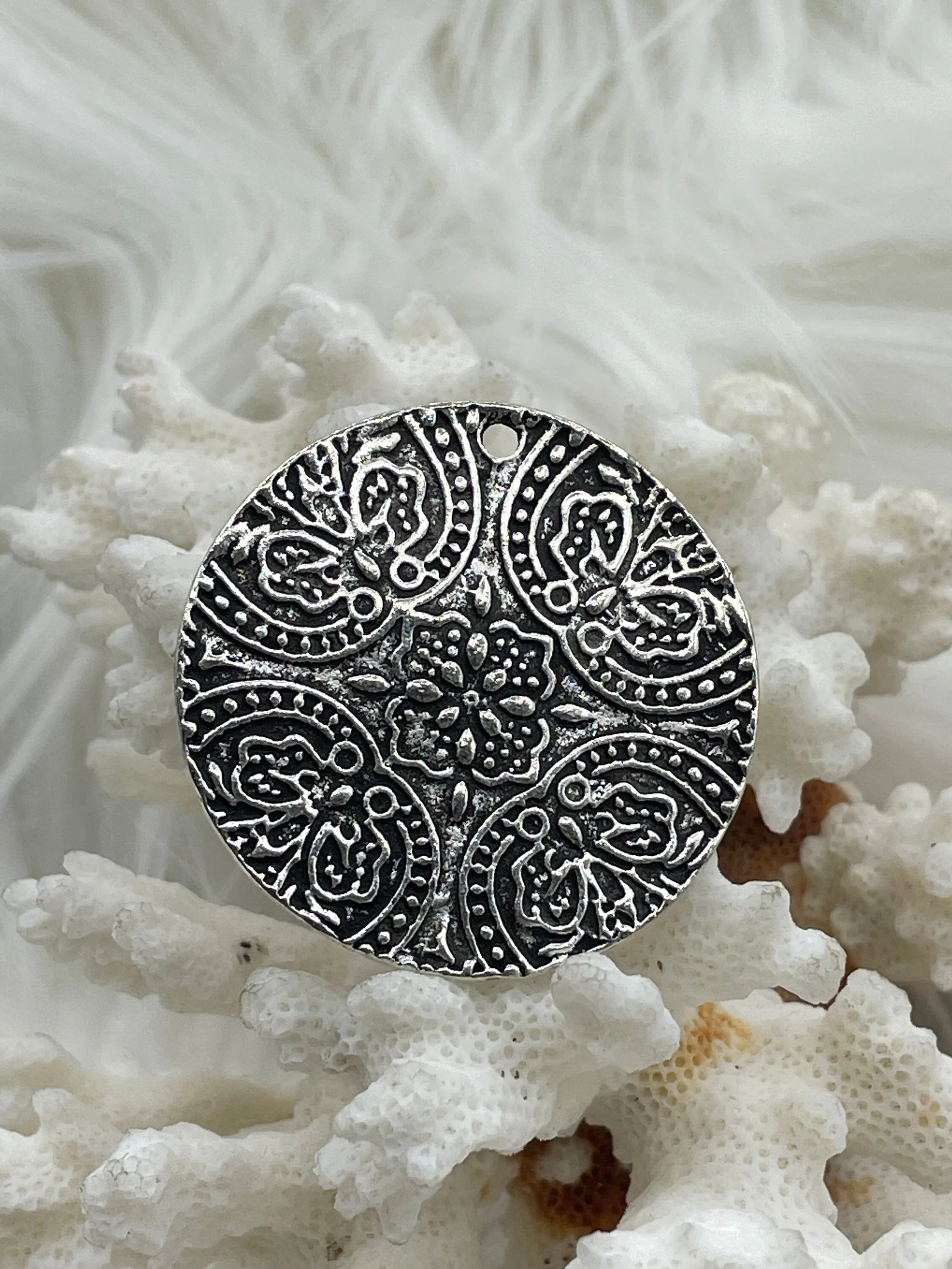 Flat Round Filigree Stamped Metal Pendant Medallion Pendant,  4 styles, 42mm, 39mm, 34mm, 21mm Antique Silver . Fast Ship