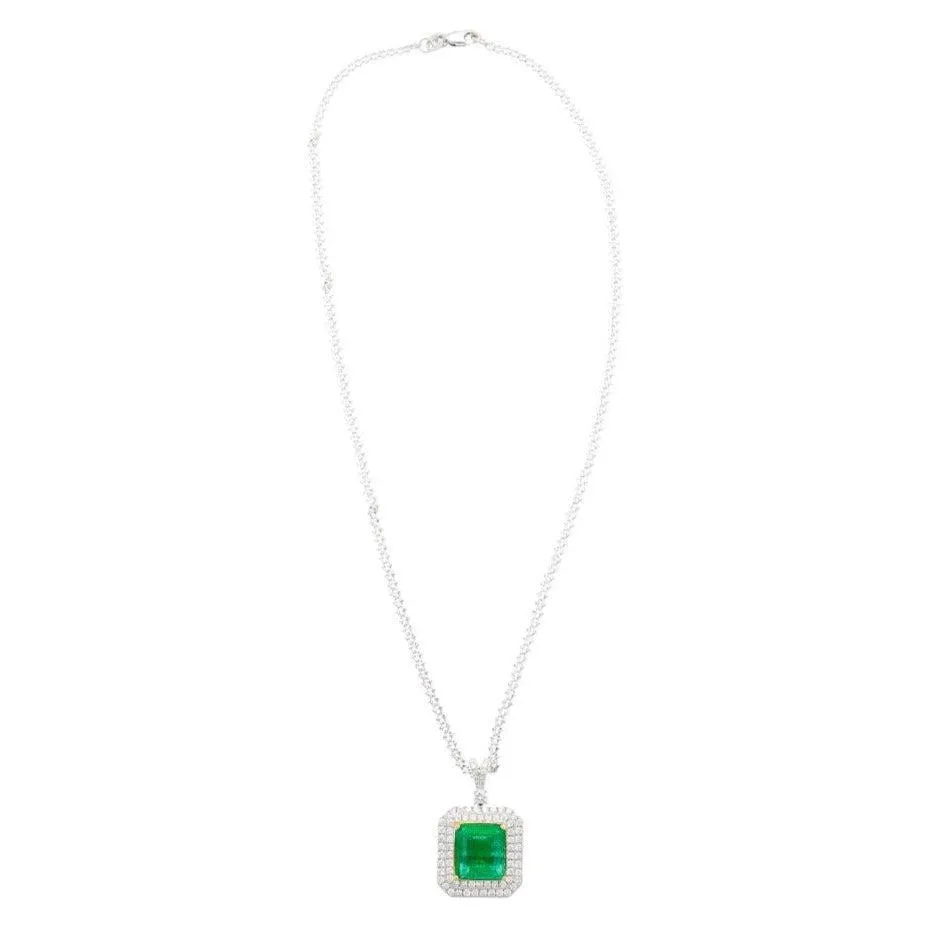 GIA Certified 6.33 Carat Minor Oil Colombian Emerald Necklace in 18K White Gold