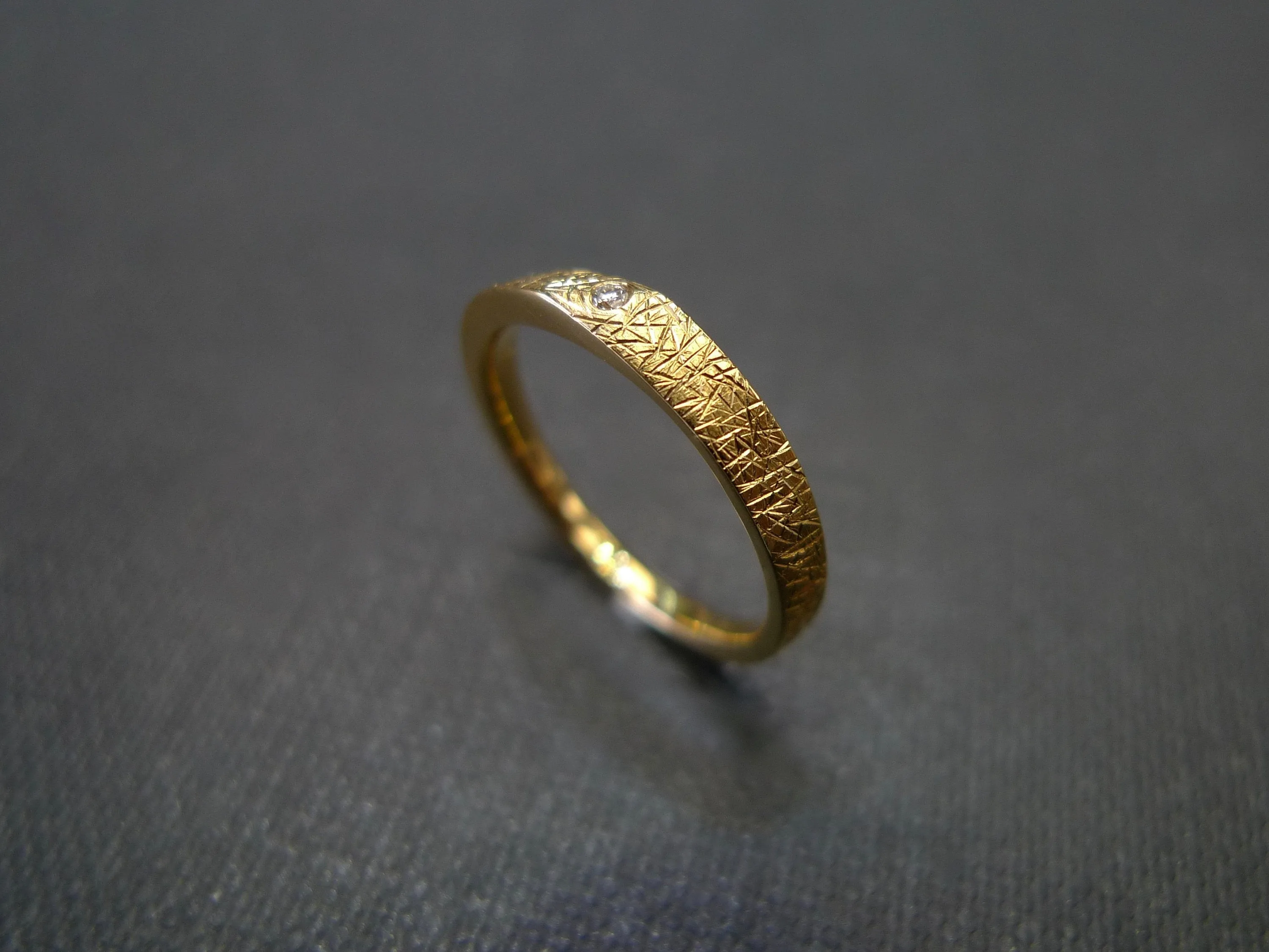 Hand Carved Diamond Wedding Ring in 18K Yellow Gold