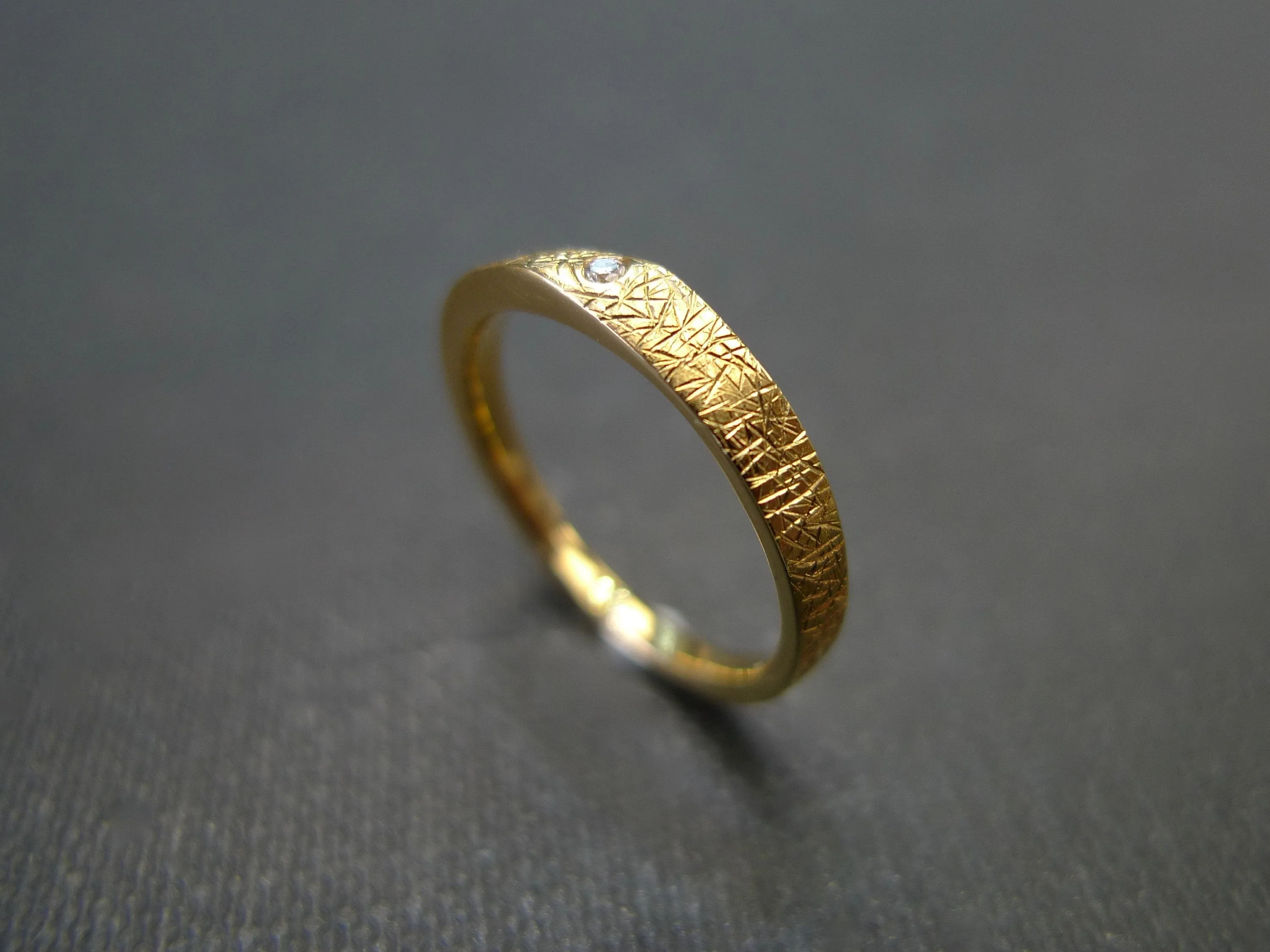 Hand Carved Diamond Wedding Ring in 18K Yellow Gold