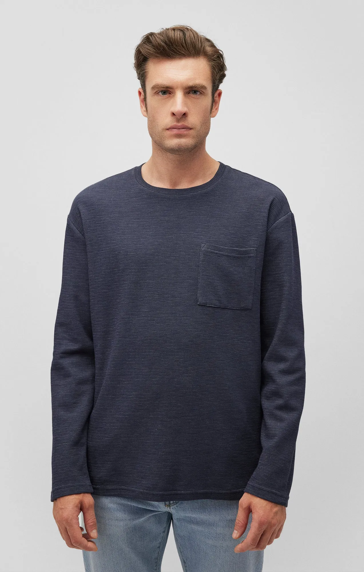 LONG SLEEVE POCKET T-SHIRT IN COLLEGIATE BLUE