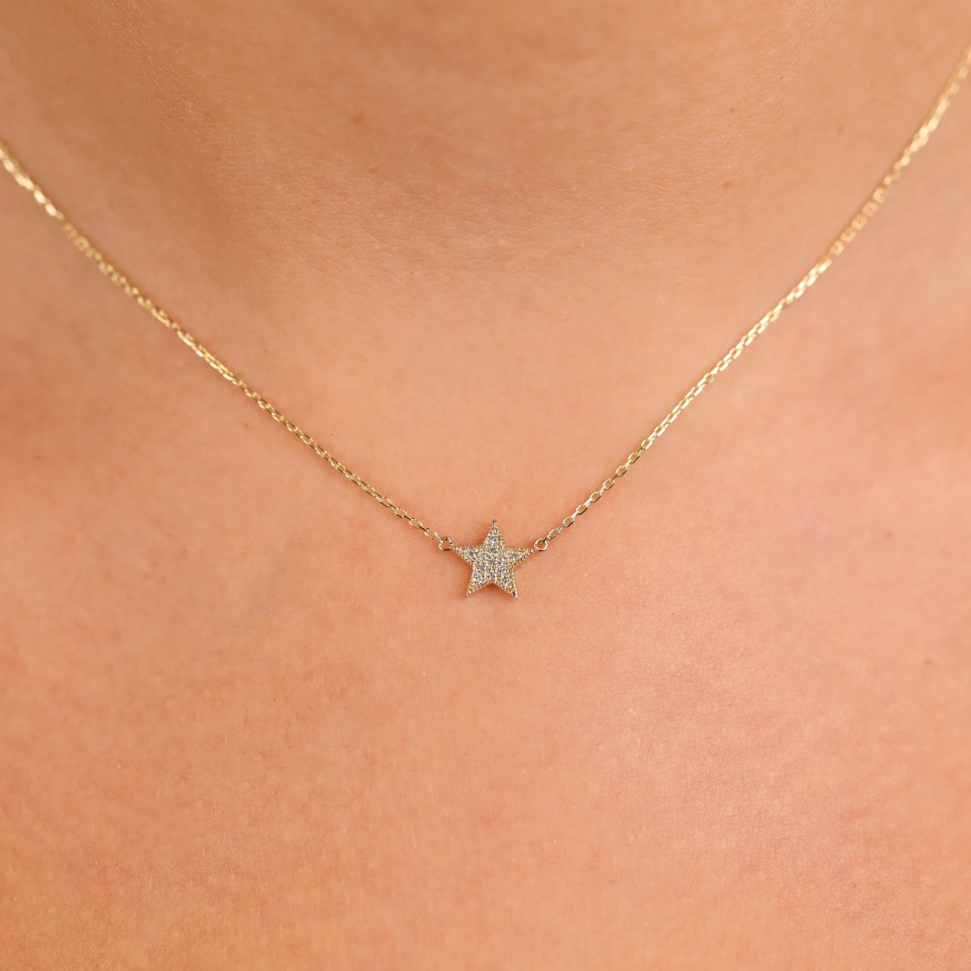 Mini Pave Diamond Star Necklace, Luz