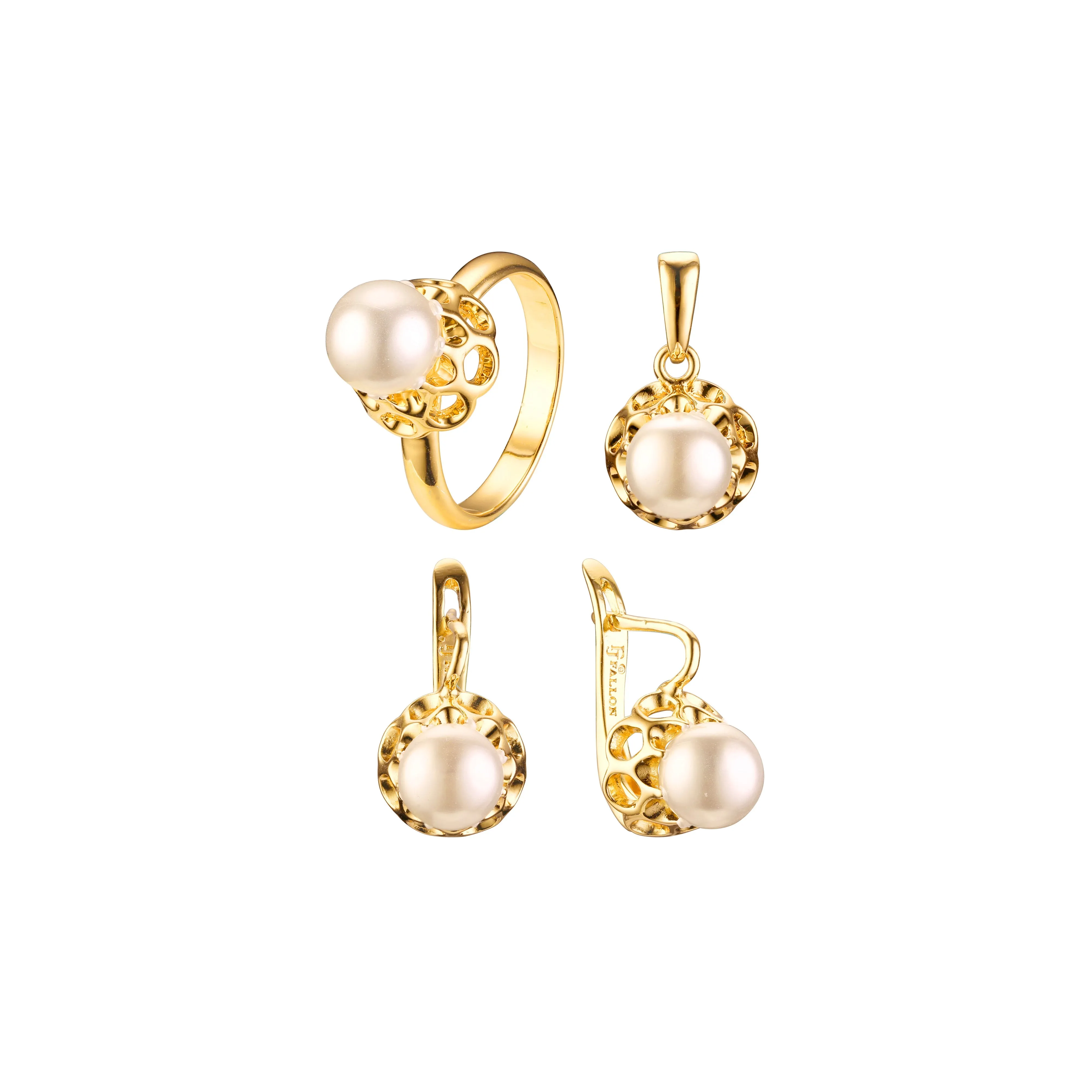 .Minimalist solitaire pearl flower set plated in 18K Gold, Rose Gold