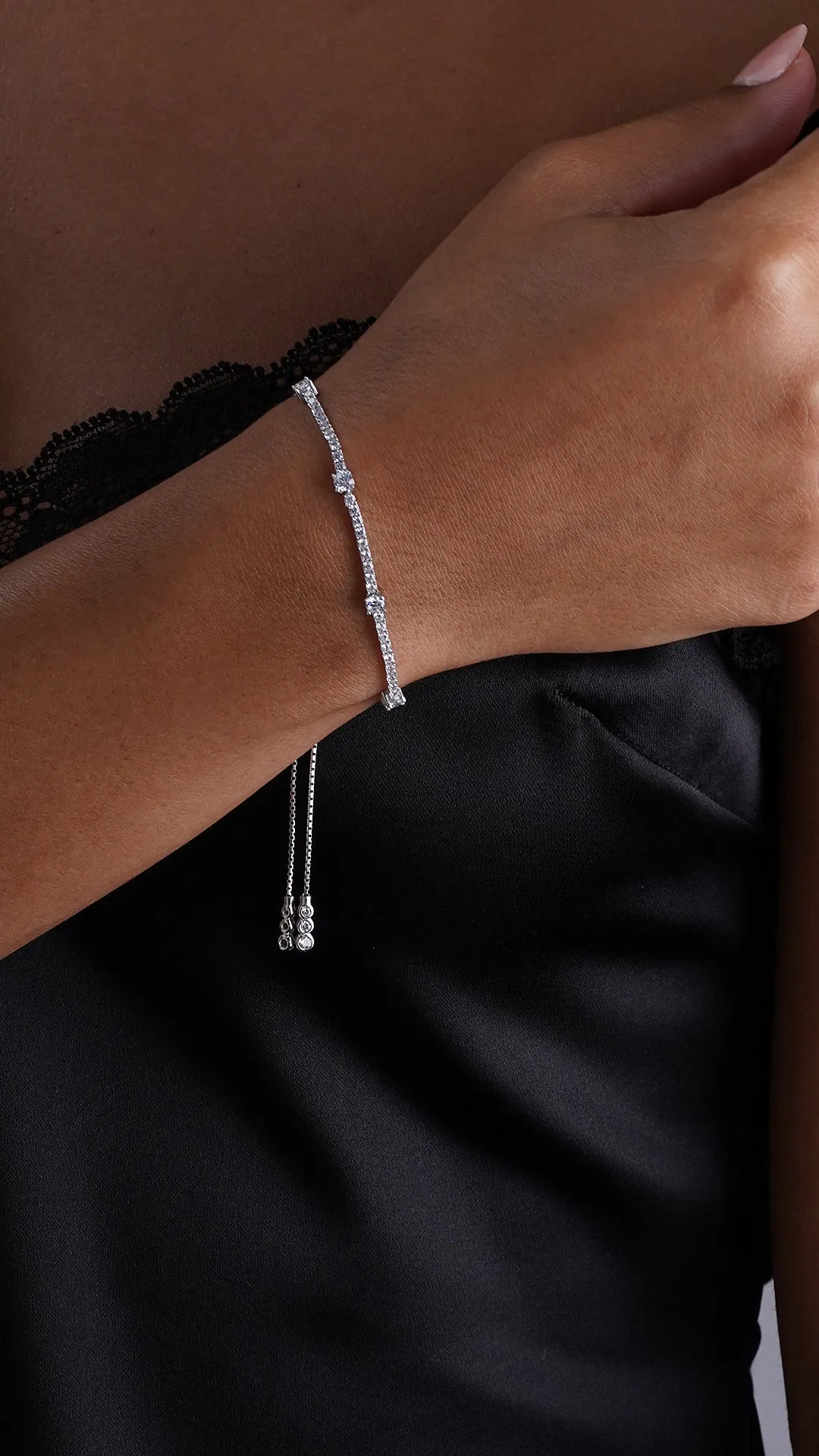 Phoebe Bracelet White Gold Plated