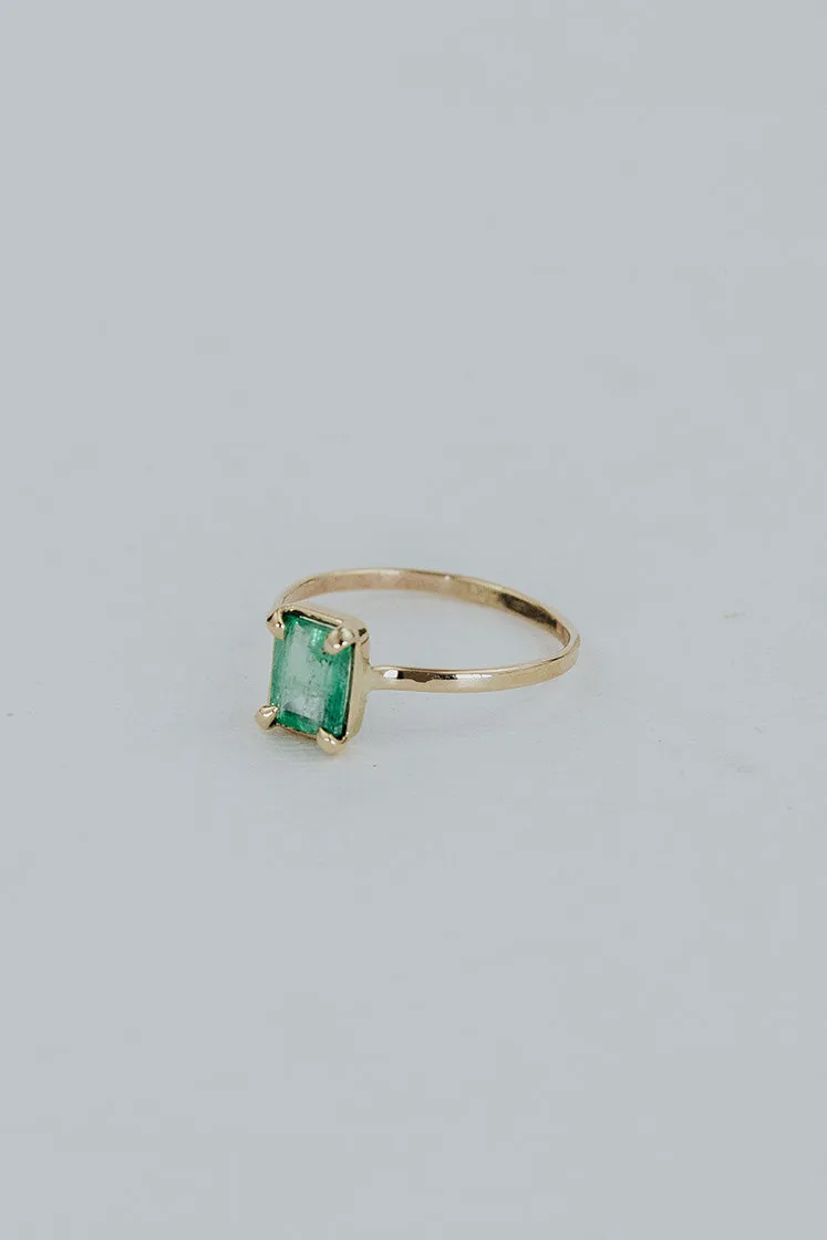 Prong Set Emerald Crystal Rings - 14k