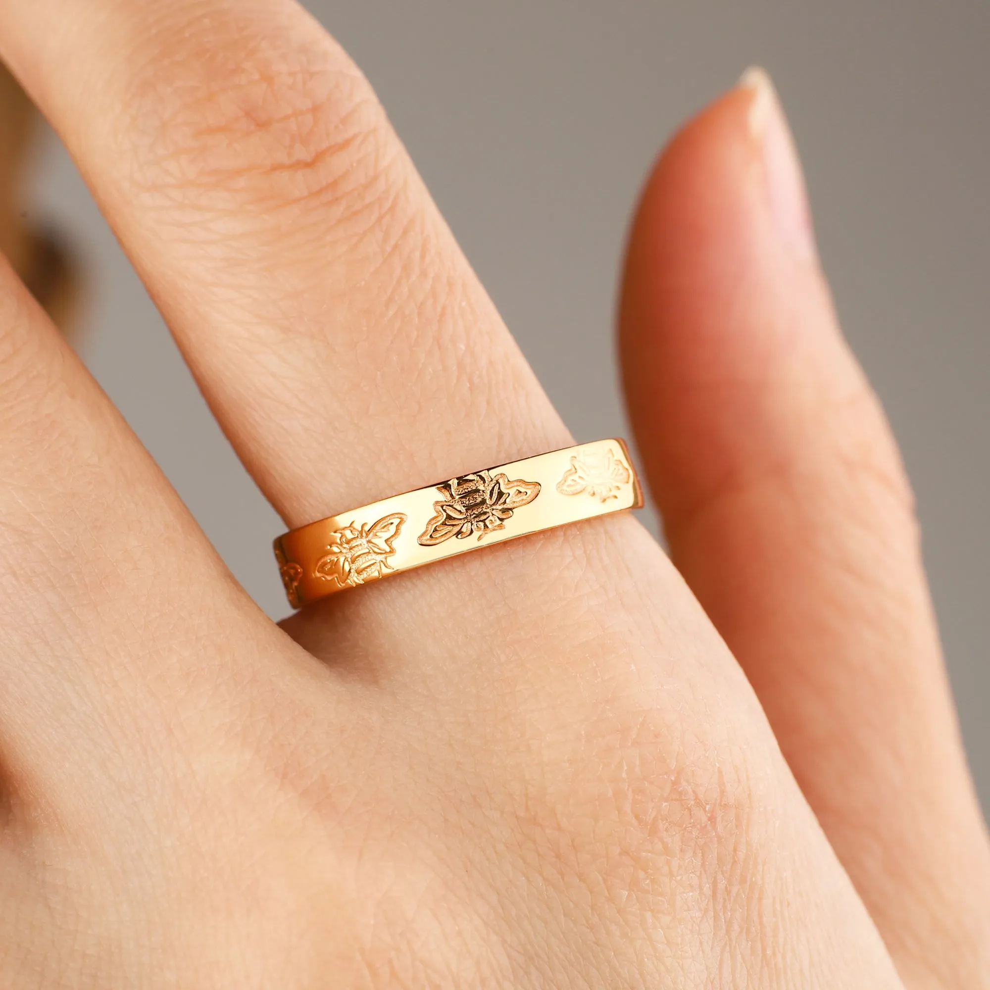 Stamped Honey Bee Band