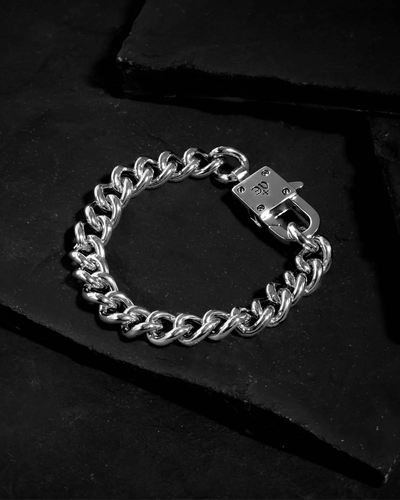 Sync Chain Bracelet