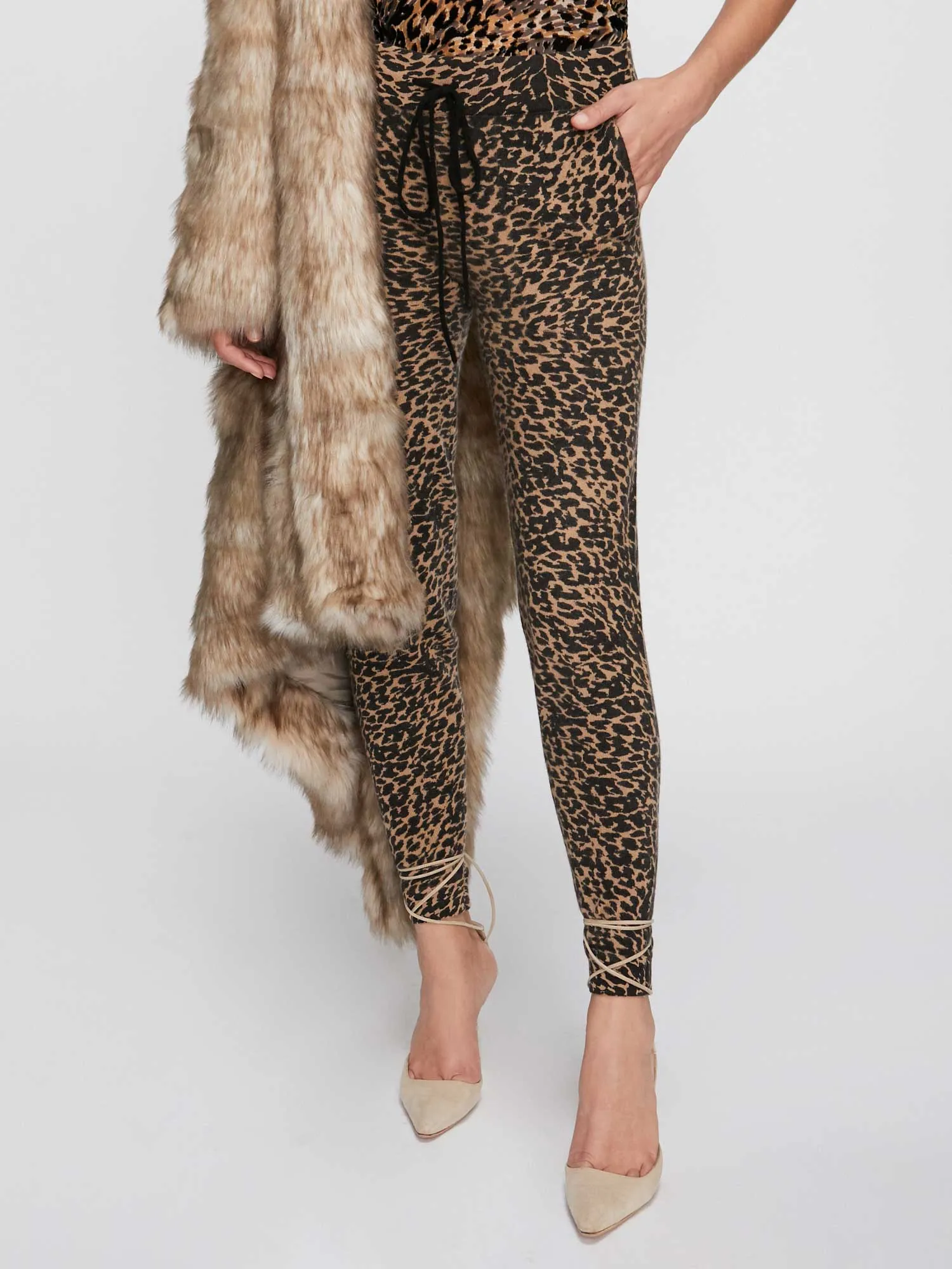 The Oreli Printed Pant