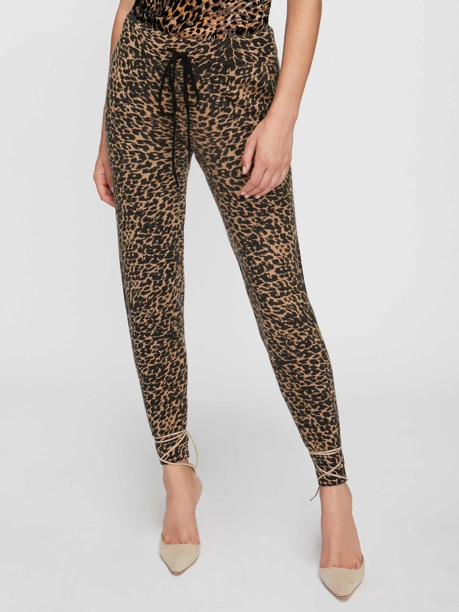 The Oreli Printed Pant