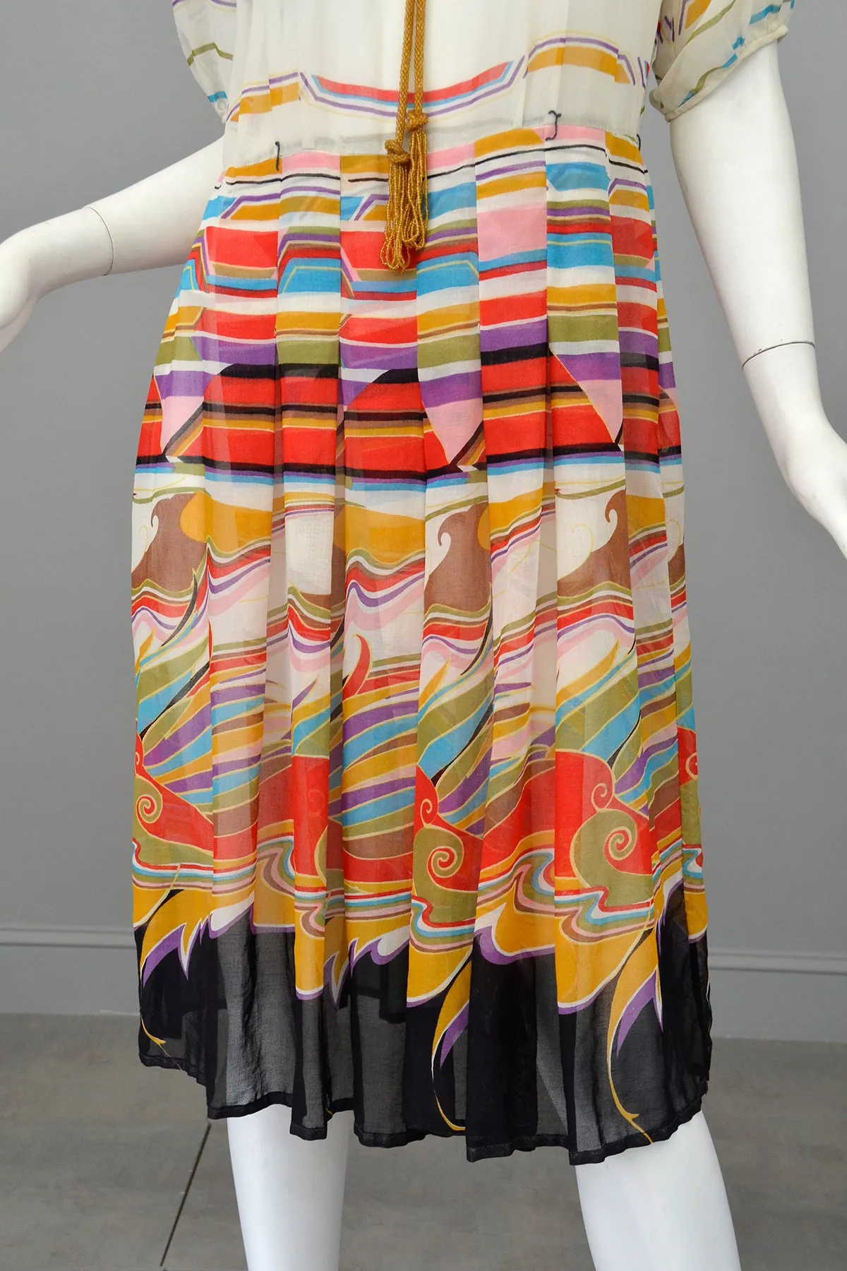 Vintage 1930s Style Peasant Dress in Vibrant Geometric Print