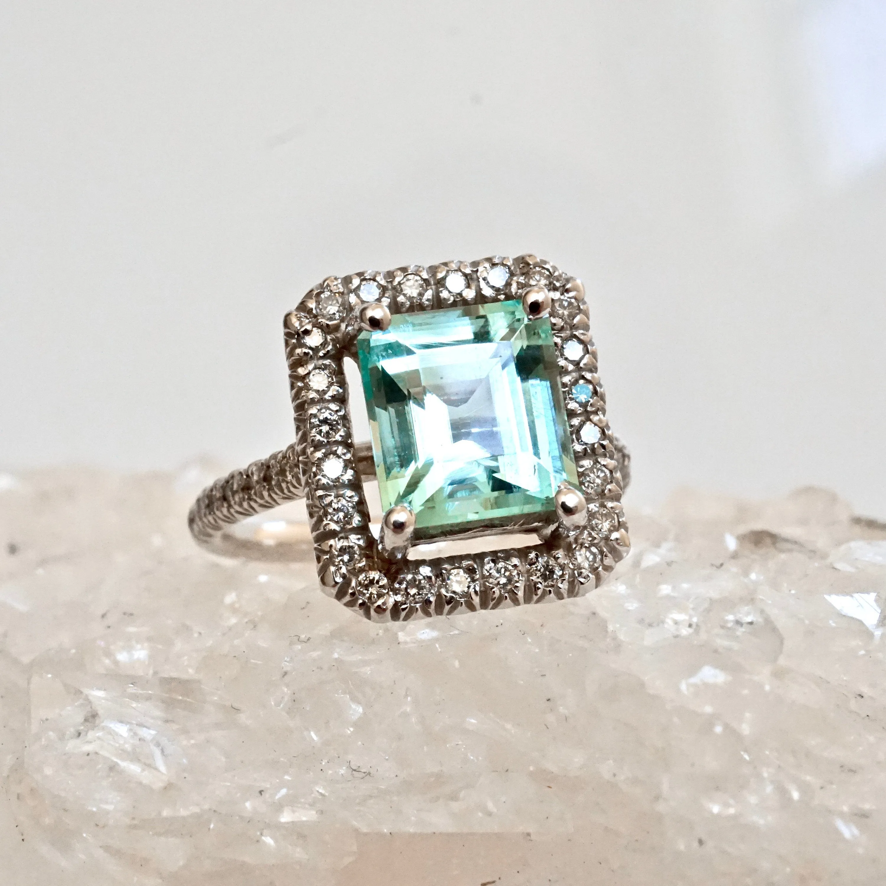 Vintage Emerald Diamond Ring - Mint Emerald White Gold Ring