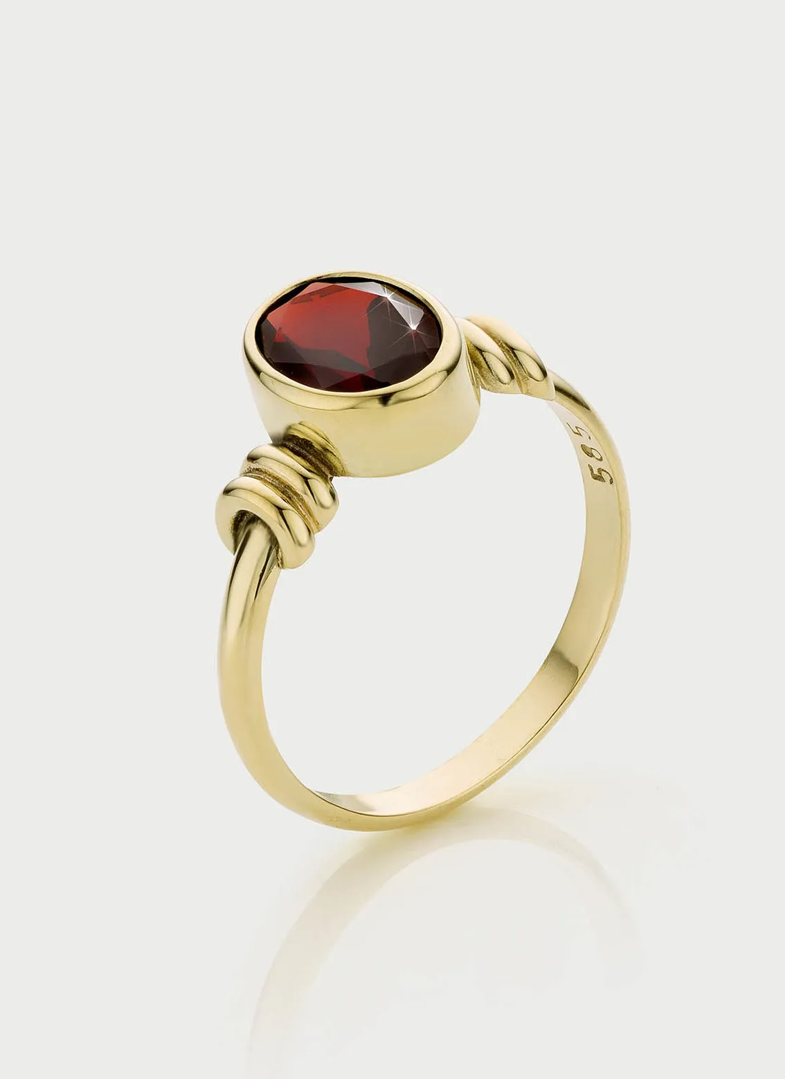 Winnie garnet ring 14k gold