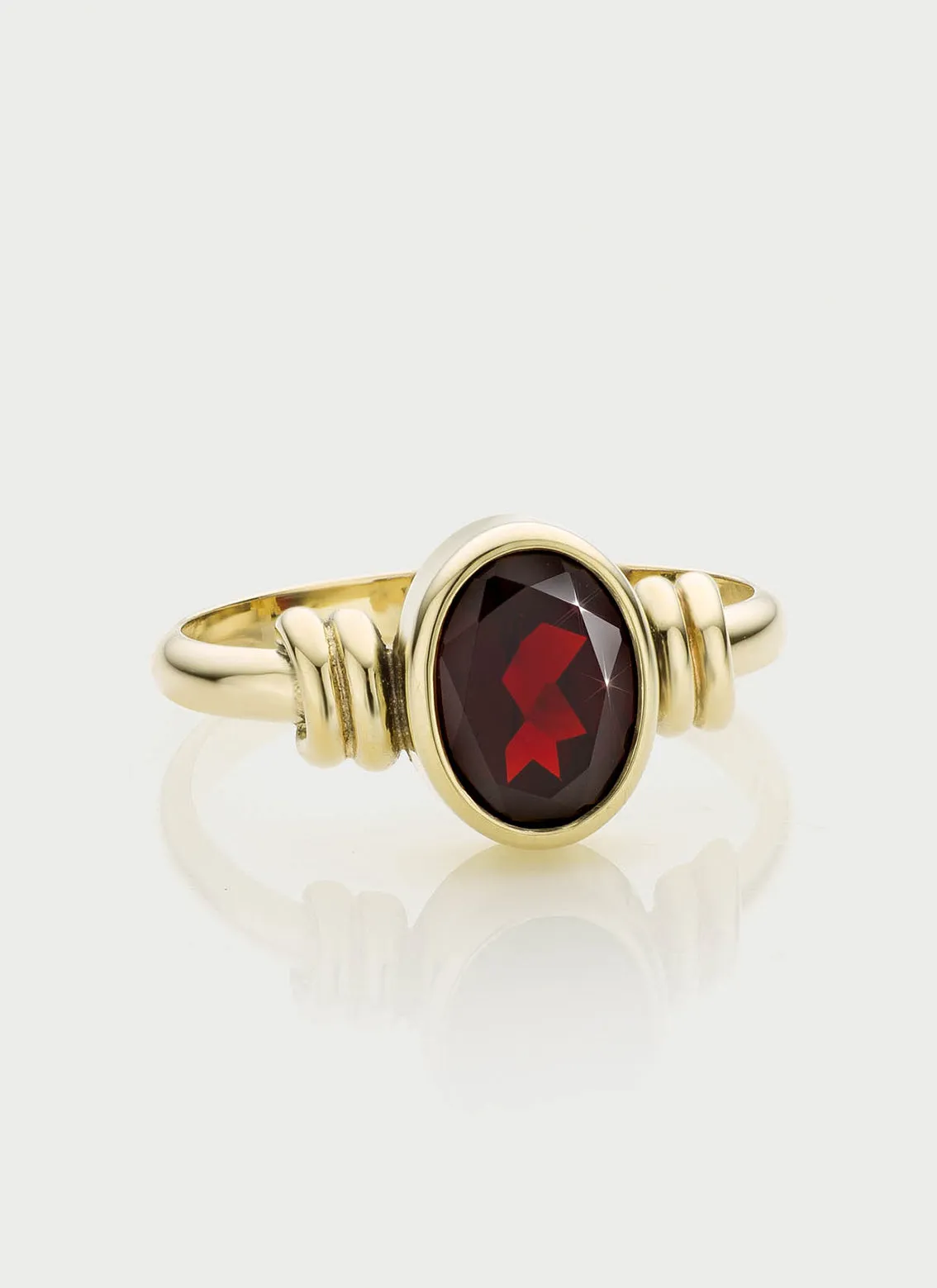 Winnie garnet ring 14k gold