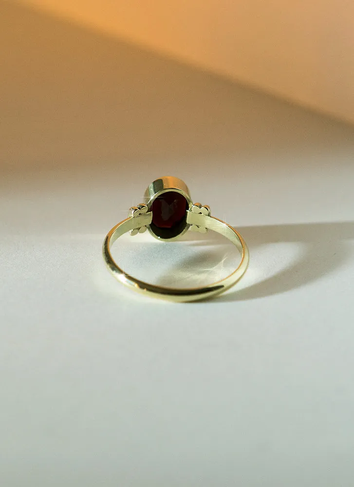 Winnie garnet ring 14k gold